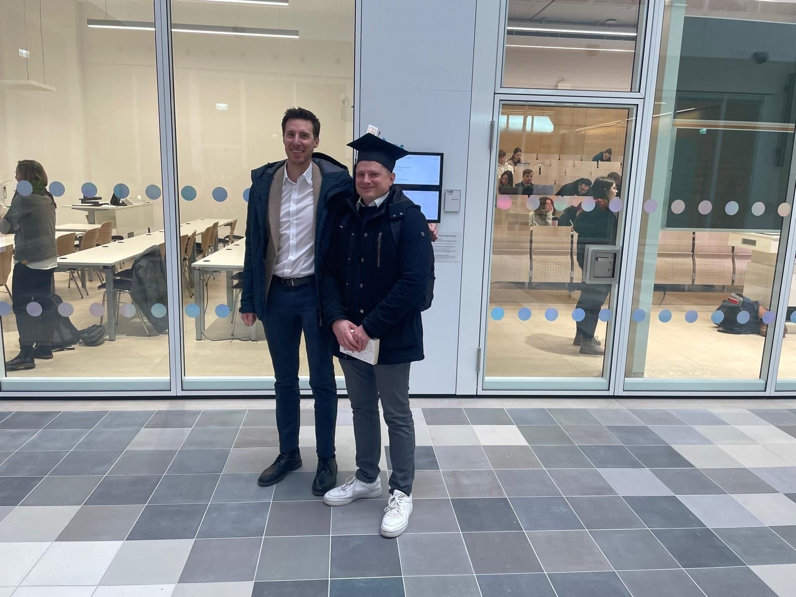 Paul Fischer with Christian Baumgartner after the defence